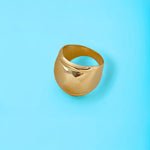 Thick 18K Gold Round Cigar Vintage Ring