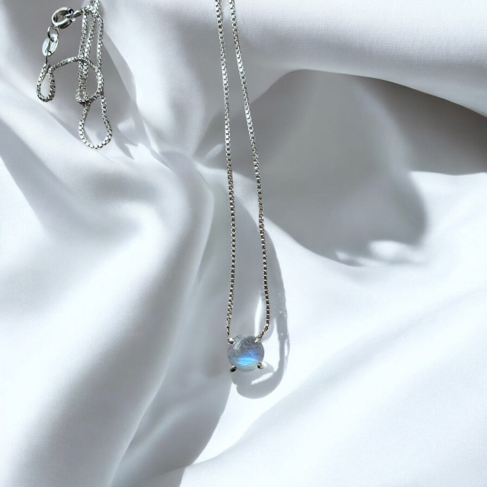 Solitaire Round Moonstone Necklace
