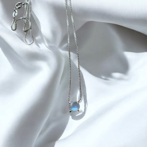 Solitaire Round Moonstone Necklace