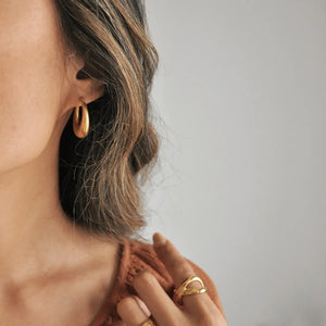 Priscilla Hoops